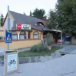 - Balaton 18390 Ferienhaus Balatonfenyves