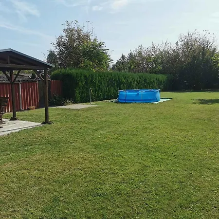 - Balaton 18390 *